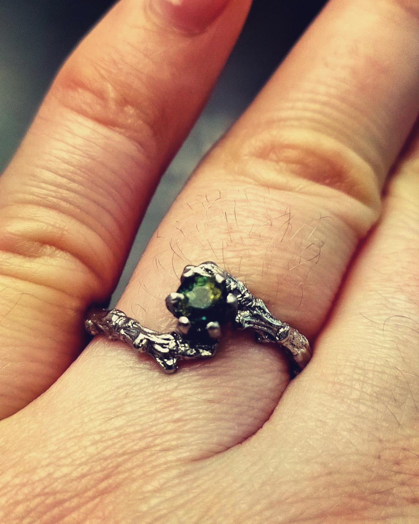 bespoke engagement ring in platinum and sapphire